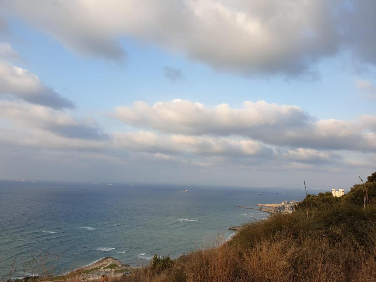 Blue Sky Haifa Exterior foto
