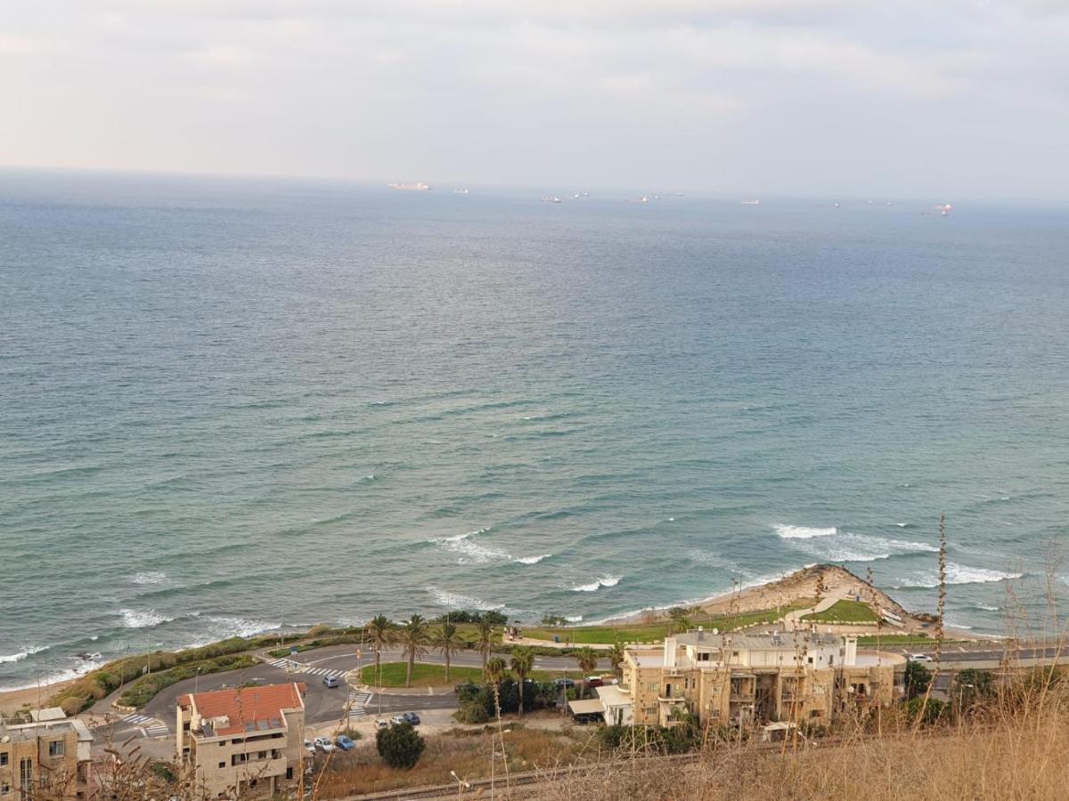 Blue Sky Haifa Exterior foto